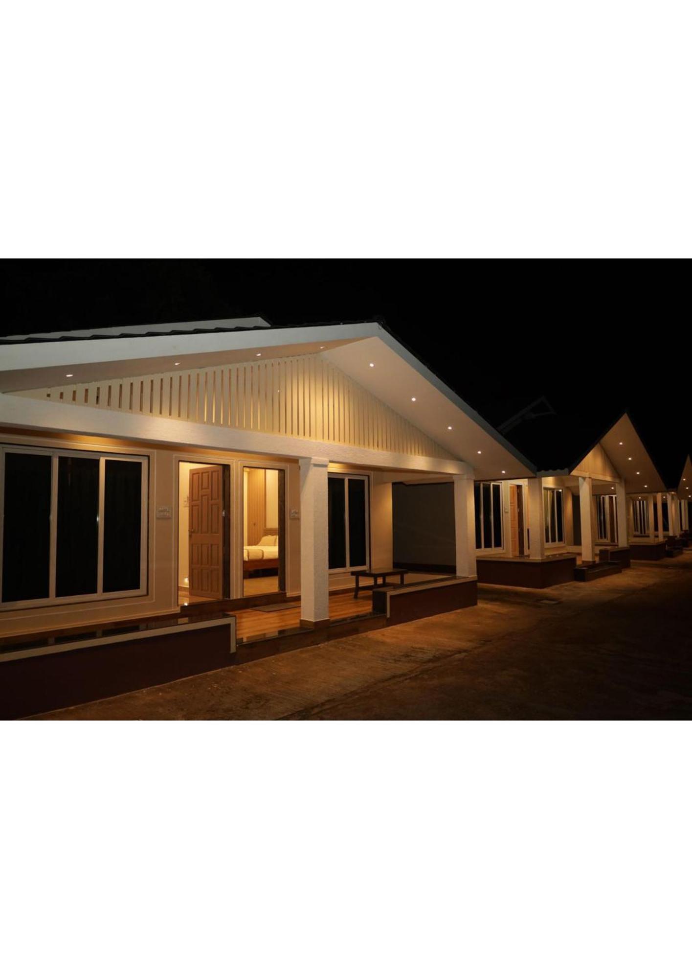 Nisarg Resort Guhāgar Dış mekan fotoğraf